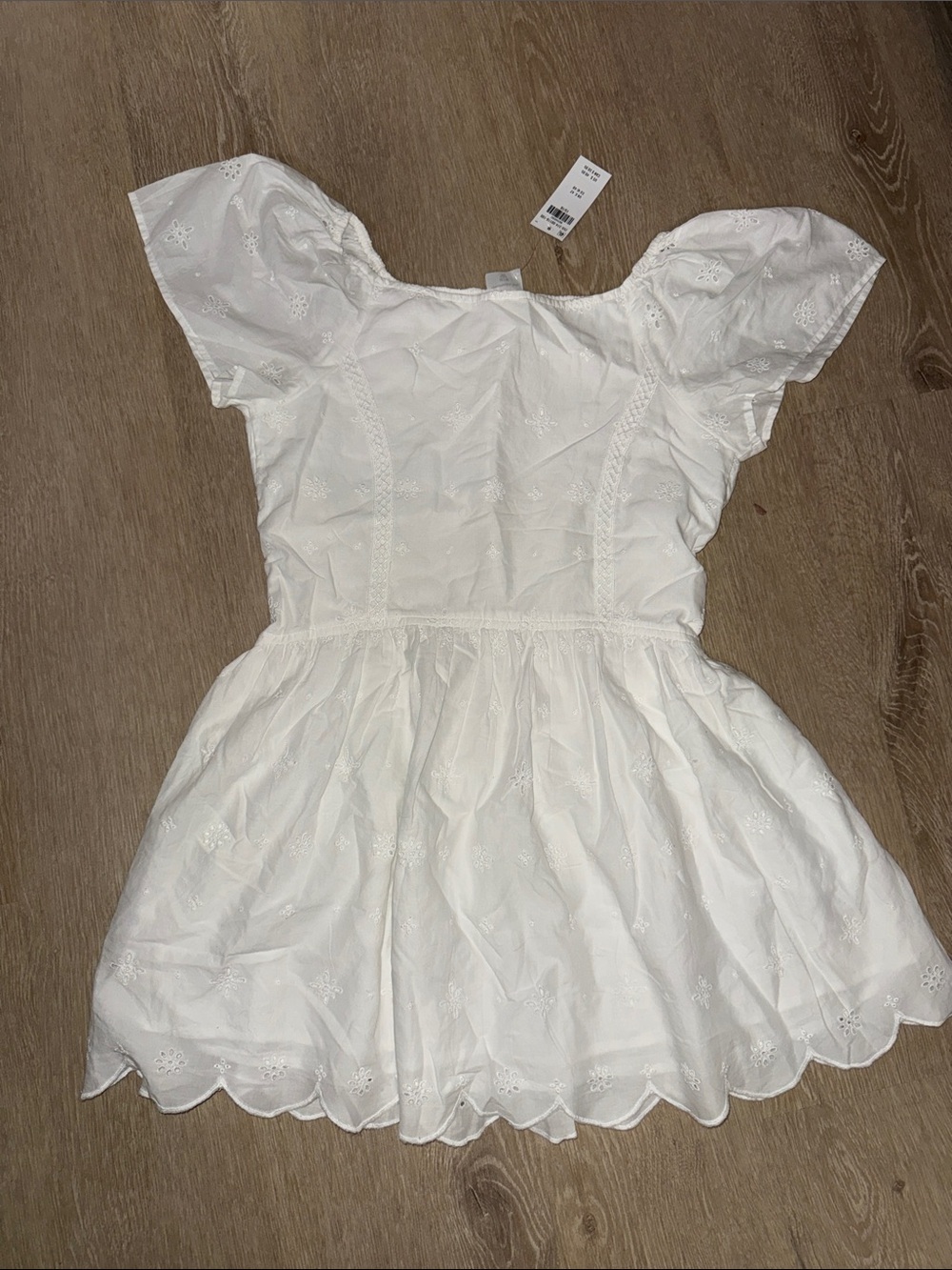 Abercrombie Kids White Elastic Waist Skirt with Subtle Embroidery